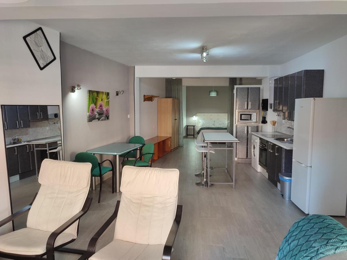 Ferienwohnung Loft Centro Con Parking Gratis Y Azotea Chillout Gratis! Talavera de la Reina Exterior foto